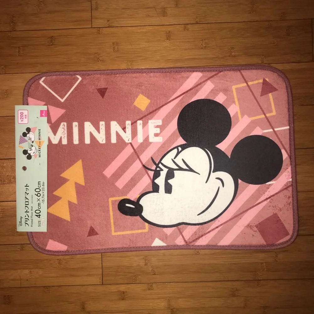 🎀 Disney x Daiso Japan Retro Minnie Floor Mat